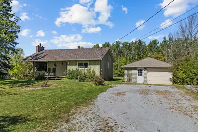 1676 8th Line, Selwyn, On K0l 2h0