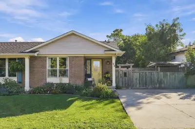 23 Autumn Place, St. Catharines, On L2p 3w3