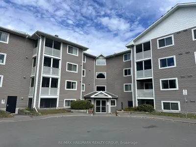 316 LORRY GREENBERG Drive 102, Hunt Club - South Keys and Area, ON K1T 2P4