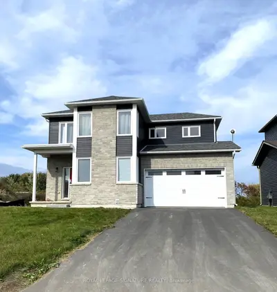 14 Griffin Street, Prince Edward County, On K0k 2t0