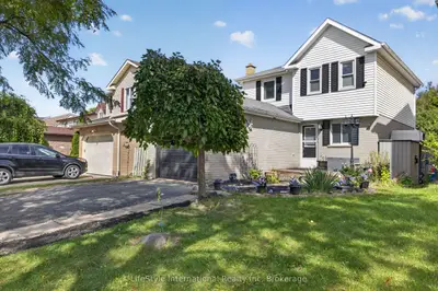 18 Camrose Court, Kitchener, On N2m 5j4