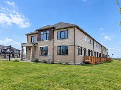 15 Peach Street 23, Thorold, On L2v 0k1