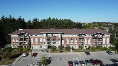 645 St David Street S 214, Centre Wellington, On N1m 0a9