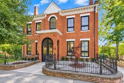 29 YATES Street, St. Catharines, ON L2R 5R3
