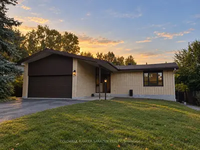 18 Harris Place A, Meadowlands - Crestview And Area, On K2g 2p2