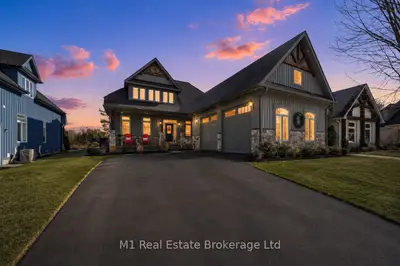 11 Breakwater Court, Gravenhurst, On P1p 0a2