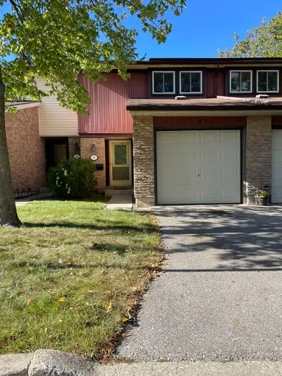 2 Worton Avenue 18, Guelph, On N1h 7c5