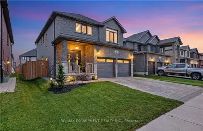 9 Gibbons Road, Brant, On N3l 0e9