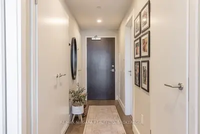 57 Lakeport Road 302, St. Catharines, On L2n 4p6