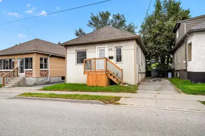 214 NIAGARA Street, St. Catharines, ON L2M 4V4