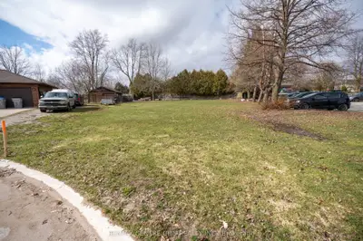 2 Kennedy Court, Middlesex Centre, On N0m 2a0