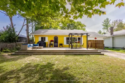 18 Gow Street, Bracebridge, On P1l 1j8