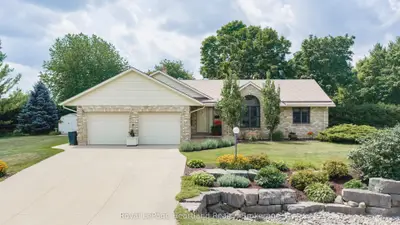 51 Kruse Drive, Huron East, On N0k 1g0