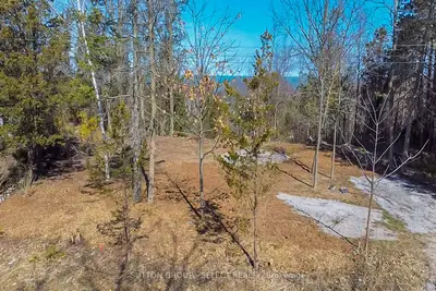 5 Huron View Avenue, Lambton Shores, On N0n 1j7