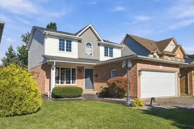 158 CONFEDERATION Avenue, Thorold, ON L2V 5A6