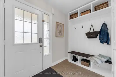 26 Keith Crescent, Niagara-on-the-lake, On L0s 1j0