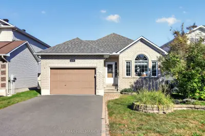 2171 DESCARTES Street, Orleans - Cumberland and Area, ON K4A 4E4