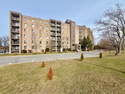 358 Queen Mary Road 609, Kingston, On K7m 7e8