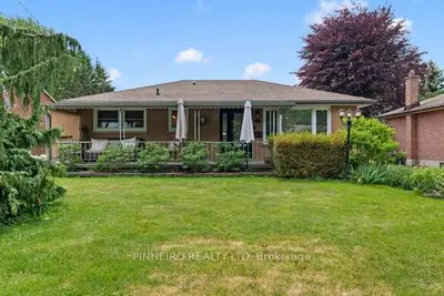 1807 SUDBURY Avenue, London East, ON N5W 2A4
