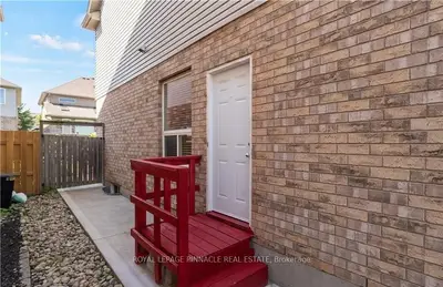 11 Frankfurt Street Lower, Kitchener, On N2r 1t5