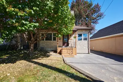 321 MONA Avenue, Vanier and Kingsview Park, ON K1L 6Z9
