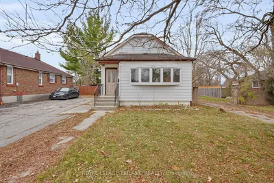 459 Hale Street, London East, On N5w 1g6