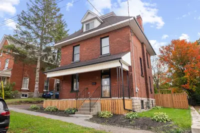 190 Mcallister Street, Pembroke, On K8a 3g2