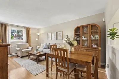 280 BRITTANY Drive 106, Manor Park - Cardinal Glen and Area, ON K1K 4M4