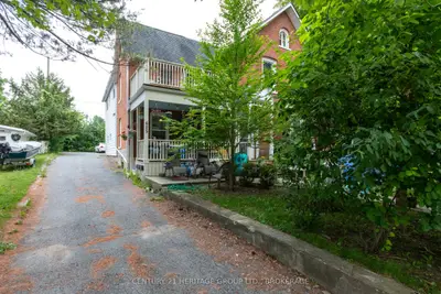 625 King Street W, Gananoque, On K7g 2h3