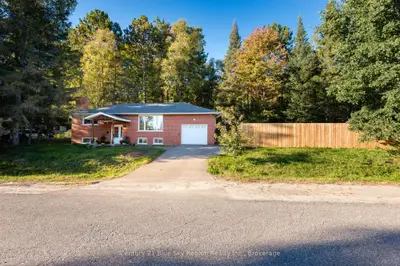 20 Wilmot Street, North Bay, On P1b 8g4