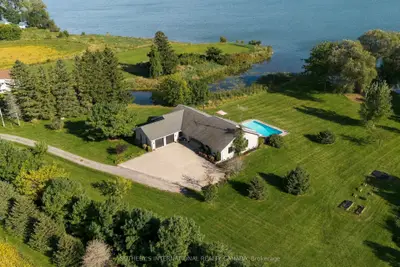 969-973 County Road 11, Prince Edward County, On K0k 2t0
