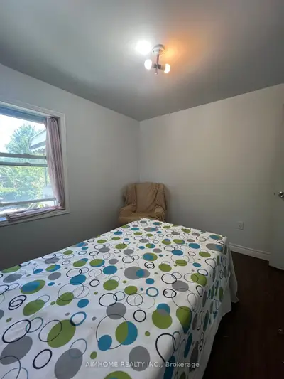 182 Josephine Avenue, Windsor, On N9b 2k8