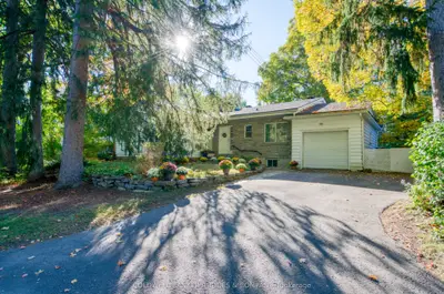 60 Mariposa Avenue, Rockcliffe Park, On K1m 0v1