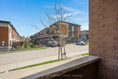 60 Arkell Road 63, Guelph, On N1l 0n8