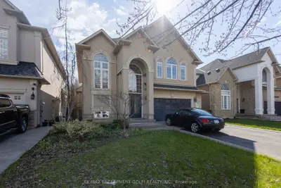 216 Diiorio Circle, Hamilton, On L9k 1t1
