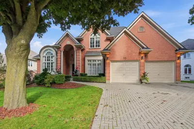 35 Butternut Grove, London South, On N6k 4j4