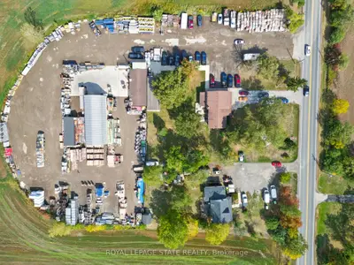 328 Trinity Church Road, Hamilton, On L0r 1p0