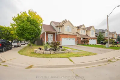 73 Appleblossom Drive, Hamilton, On L9c 7w3