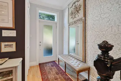 68 Macdonald Street, Ottawa Centre, On K2p 1h6
