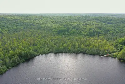 1160 Butterfly Road, Muskoka Lakes, On P0b 1j0