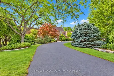 1302 Four Mile Creek Road, Niagara-on-the-lake, On L0s 1j0