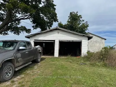 19244 Loyalist Parkway, Prince Edward County, On K0k 1t0