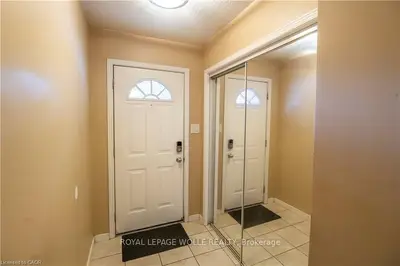400 Wilson Avenue 7, Kitchener, On N2c 2s1