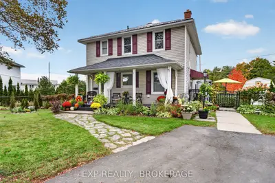 8 Ortona Crescent, Prince Edward County, On K0k 2t0
