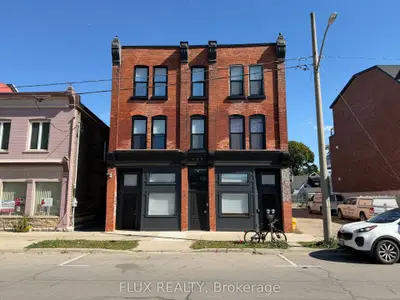 195 Waterloo Street S 14, Stratford, On N5a 4b6