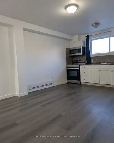 220 Erie Street 214, Port Colborne, On L3k 0a6