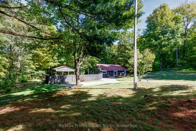 3962 169 Muskoka Road, Muskoka Lakes, On P0b 1j0
