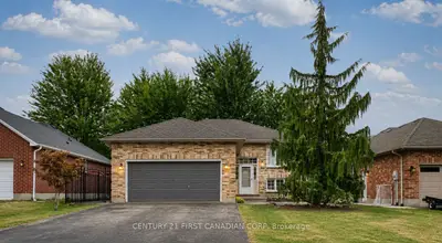 189 GIBSON Crescent, Lucan Biddulph, ON N0M 2J0