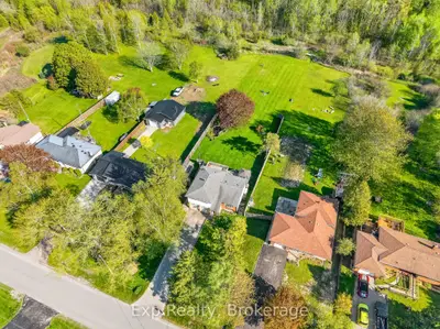 1175 Lakeshore Road, Port Hope, On L1a 3v7