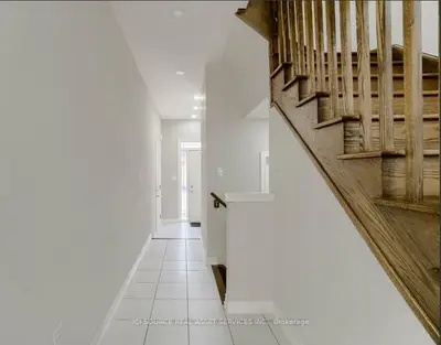 93 Sonoma Valley Crescent, Hamilton, On L9b 0j3